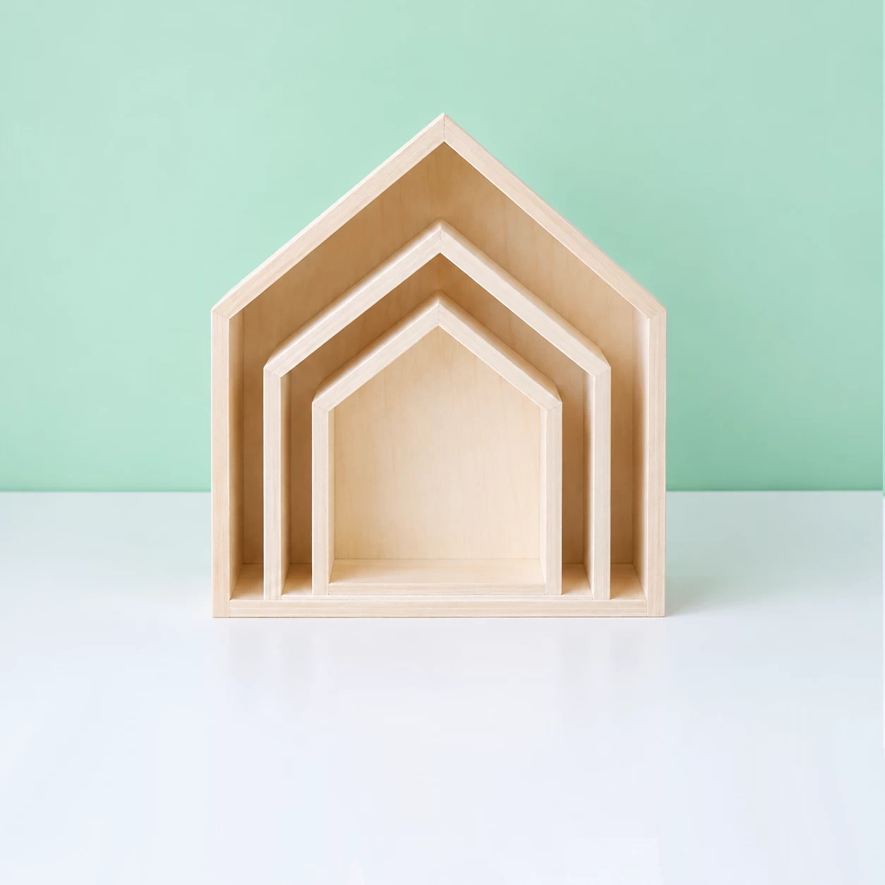 Basismaterialen en ondergronden voor knutselen en creatieve DIY-projecten