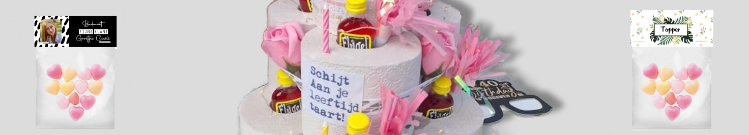 Bij Creaknutselen.nl vind je alles om zelf cadeautjes en traktaties te maken. Gebruik onze gepersonaliseerde inpakmaterialen en maak het zelf!
