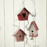 Blanco hangers kartonnen mini vogelhuisjes 7x7cm - set 6 stuks