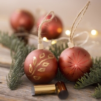 Houten kerstbal met jute touw 5.5cm - 1 stuk