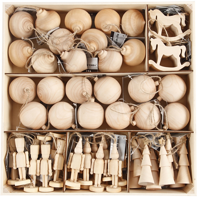 Partij houten kerst hangers figuren en ballen 5,5-9 cm - 72 stuks