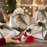 DIY Adventskalender 4 x geschenkzak met naaldvilt materialen
